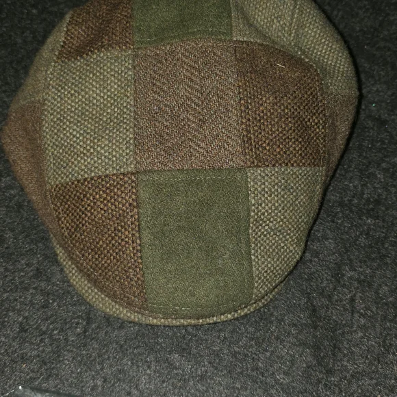 Men's Patchwork Flat Cap - Picture 1 of 8